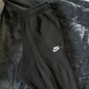 Nike sweatpants (mens)